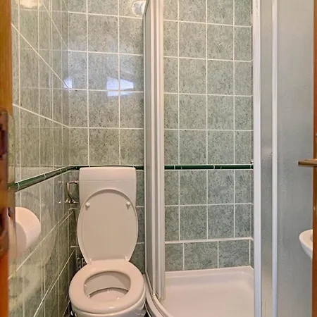 3 Apartment *